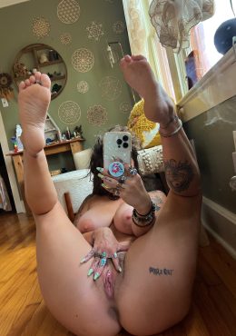 Laurine whatsapp +33756905235