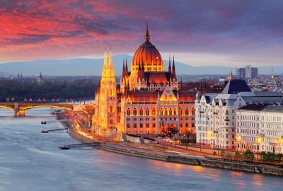Budapest city guide.Parliament.01 View from the opposite bank of the Danube to the parliament building in Budapest