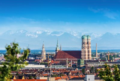 Munich city guide.Frauenkirche.01 Munich city guide
