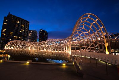 Melbourne city guide.Webb Bridge.01 Webb Bridge in Melbourne`s Dockland area by night