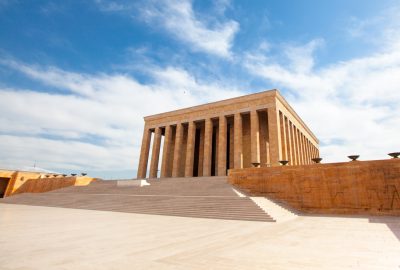 Ankara city guide.Mausoleum of Ataturk.02 Frog's-eye view of the Mausoleum of Mustafa Kemal Atatürk