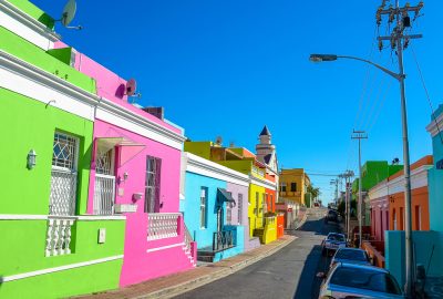 Cape Town city guide.Bo-Kaap.02 Colourful houses in Bo-Kaap at the foot of Signal Hill in Cape Town
