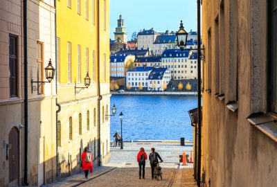 Stockholm city guide.Gamla Stan.01 View on the water and Gamla Stan, the picteresque medieval Old Town of Stockholm