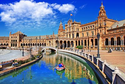 Seville city guide.Plaza de Espana.01 Plaza de Espana in Seville