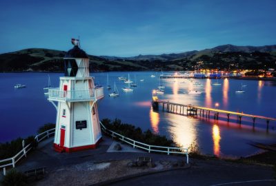 Christchurch city guide.Akaroa lighthouse Banks Peninsula.02 Akaroa lighthouse at Banks Peninsula near Christchurch
